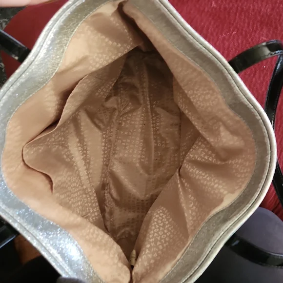 Kate Spade ♠️ Tote - Picture 2 of 4